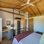 Santu Martine - With Pool - Ischierda 4*