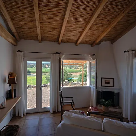 Santu Martine - With Pool - Ischierda Guest house Galtelli