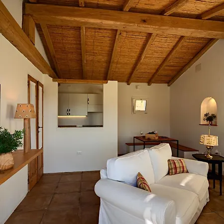 Santu Martine - With Pool - Ischierda 4*