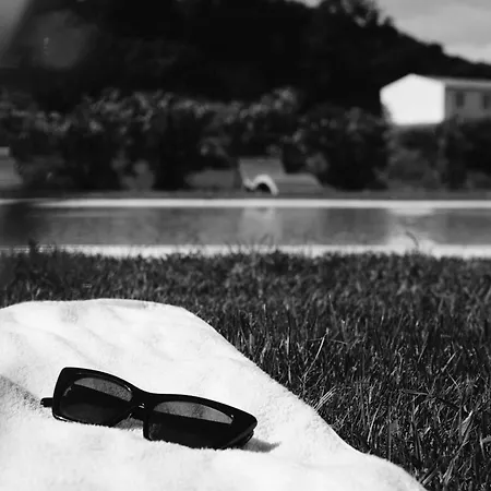 Santu Martine - With Pool - Ischierda Guest house