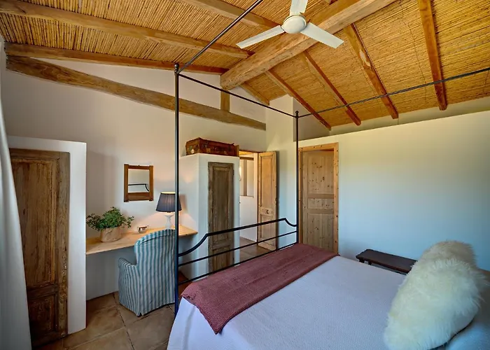 Santu Martine - With Pool - Ischierda 4*